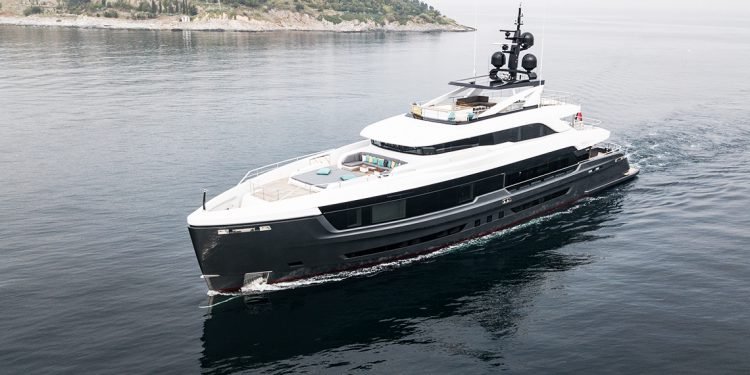VIRTUS, THE SYMBOL OF ELEGANCE, AT THE CNR EURASIA BOAT SHOW