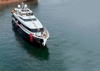 MENGİ YAY, SEA STAR’I SUYA İNDİRDİ