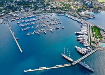 YALIKAVAK MARİNA 2. KEZ DÜNYANIN EN İYİSİ OLMAYA ADAY