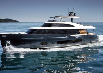 AZİMUT’UN YENİ BAŞYAPITI MAGELLANO 25