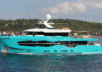 NUMARİNE’DEN HOT LAB TASARIMLI İLK 32 XP