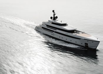 SANLORENZO, İLK DİZEL-ELEKTRİKLİ 72STEEL’İ SATTI