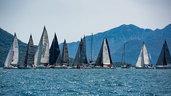 MARMARİS’TE YELKEN HEYECANI