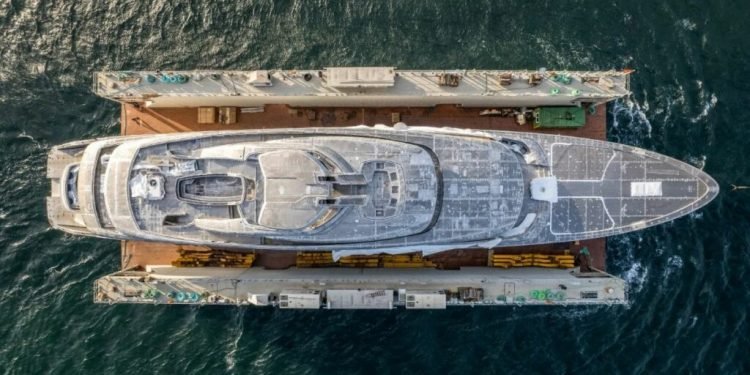 Turquoise Yachts Delivers Newly Built Toro to Pendik Shipyard